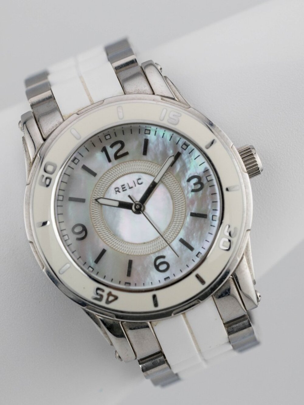 Relic ZR11883 All Stainless Steel Quartz Analog Women's Watch New Battery